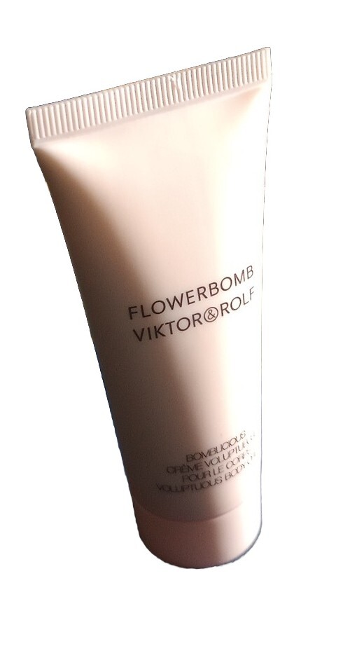 Women’s Flowerbomb Viktor & Rolf Bomblicious Voluptuous Body Cream 40 Ml/1.36 Oz