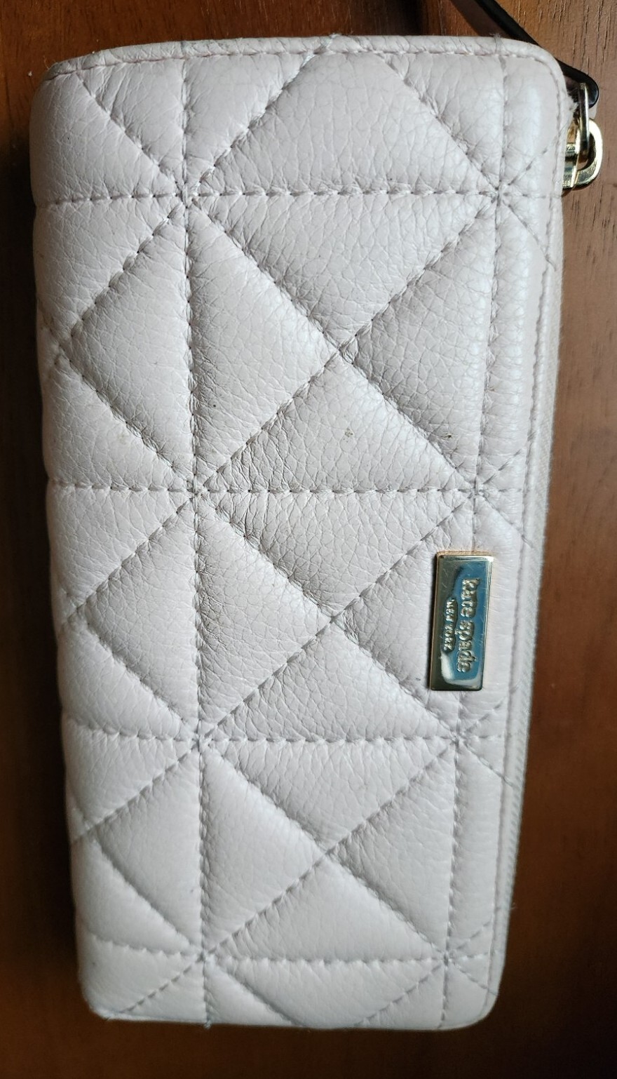 Beautiful Kate Spade, Light Pink Zip-Around Faux Leather Wristlet Wallet . Large