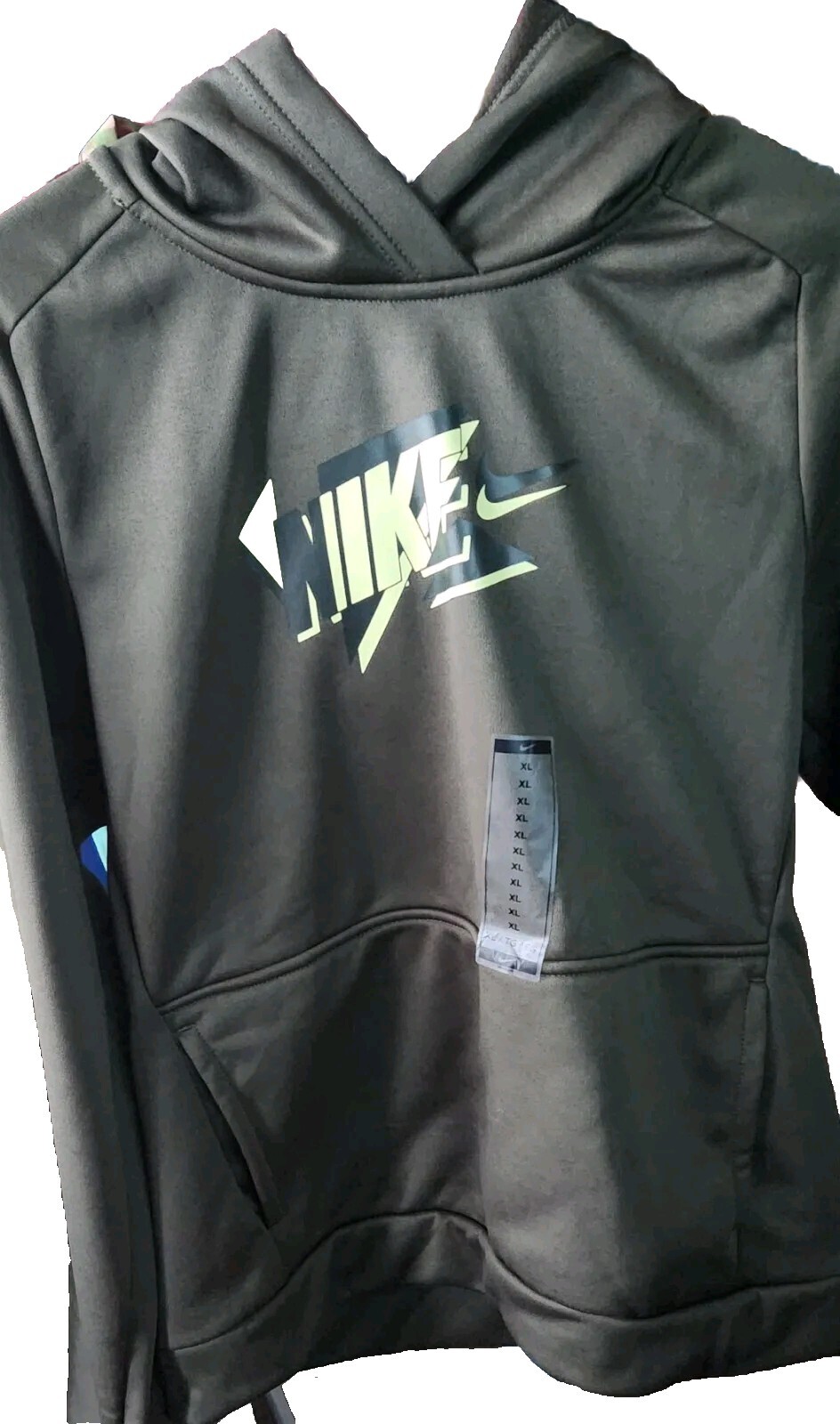 Nike Hoodie Kids Therma/Green Dri Fit Hooded Sweatshirt XLarge. NWT.
