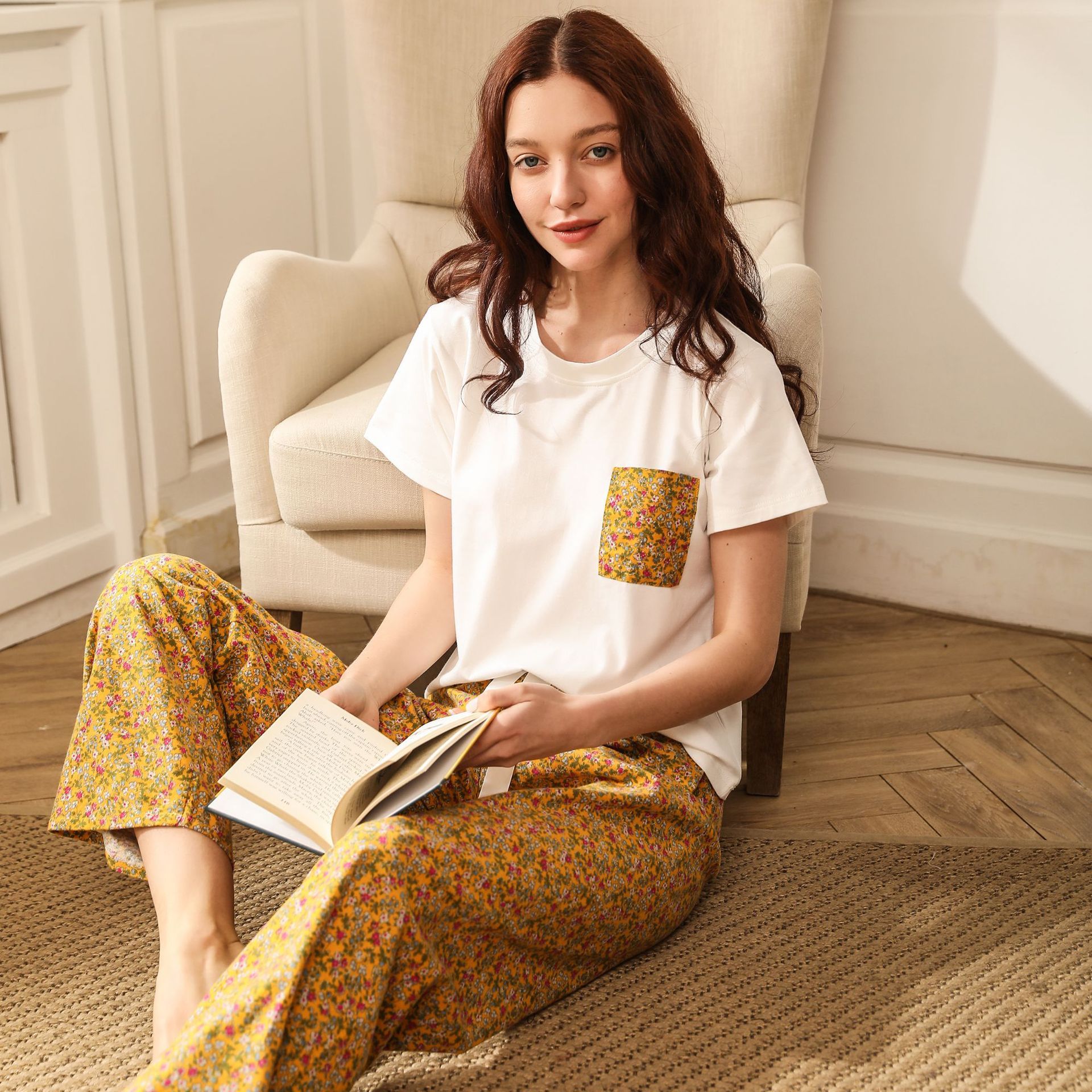 Large Size Pajamas Pull Frame Floral Suit